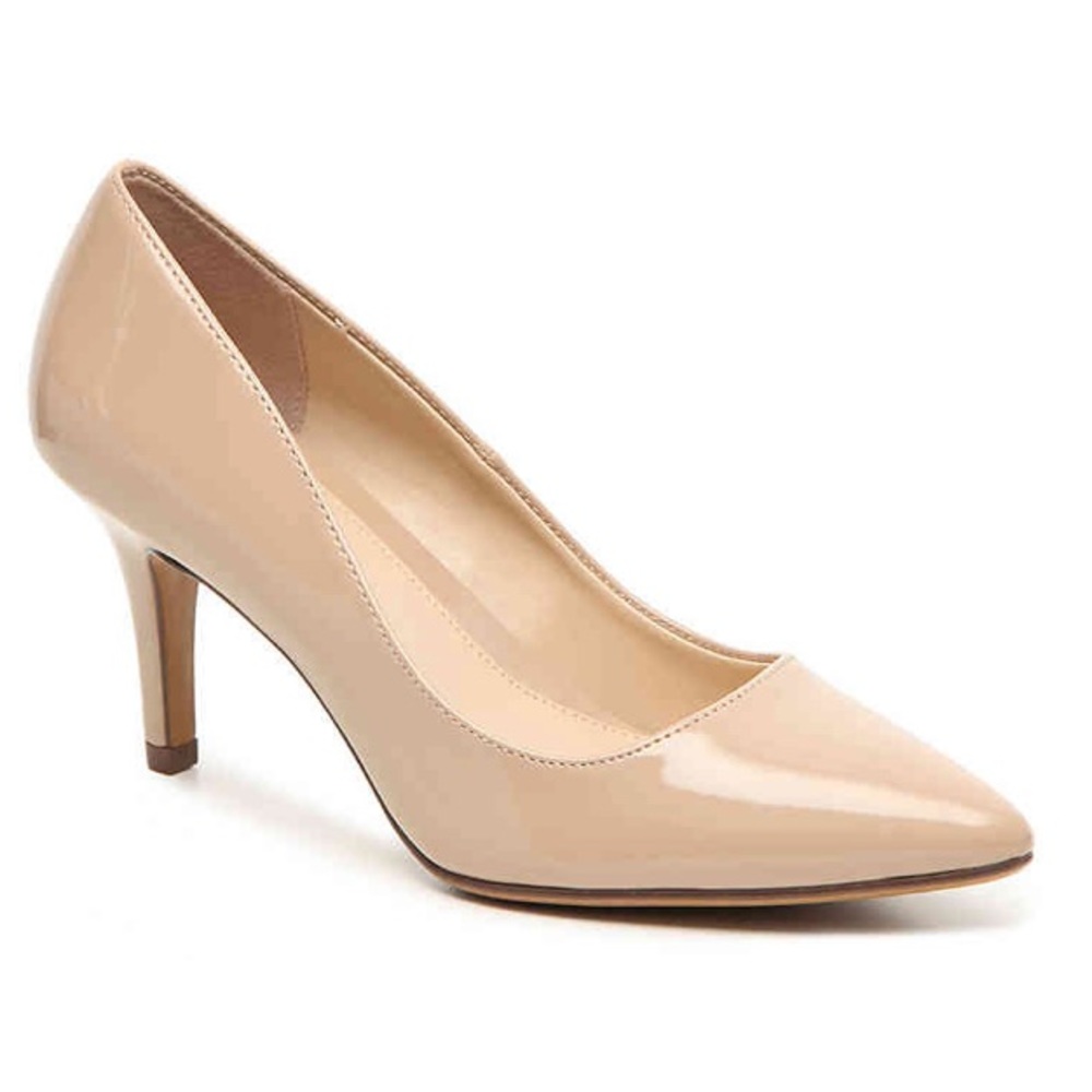Kelly & Katie Tessa pump in nude